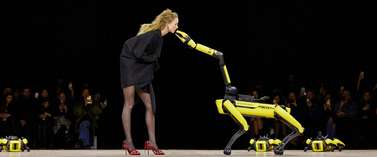 Boston Dynamics Coperni show